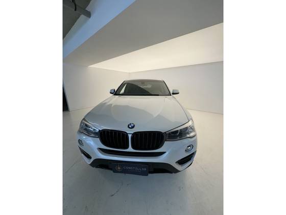 BMW X4 2.0 28I X LINE 4X4 16V TURBO GASOLINA 4P AUTOMÁTICO BMW X4 2.0 28I X LINE 4X4 16V TURBO GASOLINA 4P AUTOMÁTICO